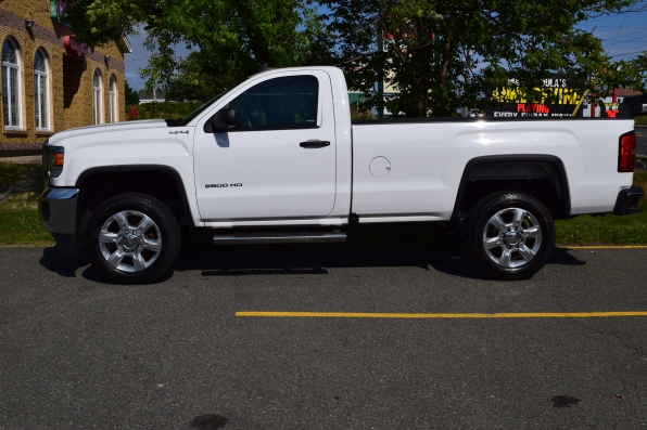 2016 GMC SIERRA REGULAR CAB 2500 4WD HEAVY DUTY