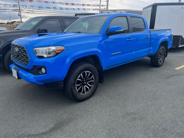 2020 TOYOTA TACOMA DOUBLE CAB TRD SPORT VODOO BLUE 62K