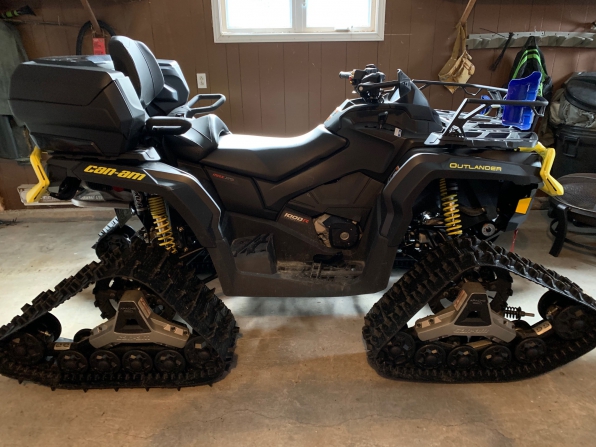 2019 CAN AM OUTLANDER MAX XTP 1000 W/ TRACKS  MSRP $29000