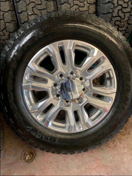 2020 GMC SIERRA 2500 DENALI  WHEELS AND TIRES 