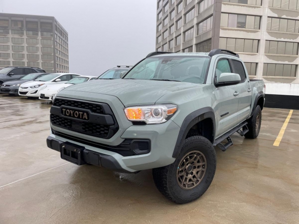 2022 TOYOTA TACOMA DOUBLE CAB TRAIL EDITON 31K