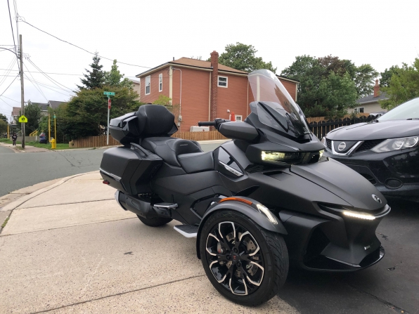 2023 CAN AM SPYDER RT TOURING CARBON PLAT LIMITED