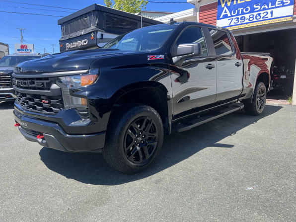 2024 CHEVROLET SILVERADO 1500 TRAIL BOSS 45k 5.3