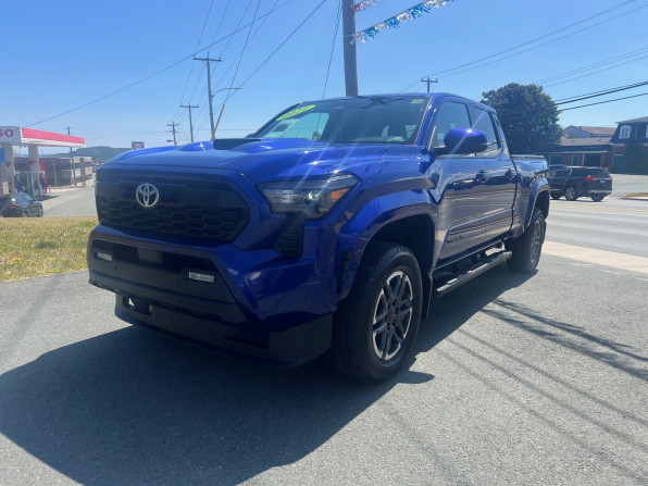 2024 TOYOTA TACOMA TRD SPORT W ROOF 21K 